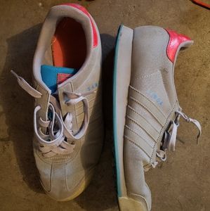 Adidas shoes men's 9 1/2